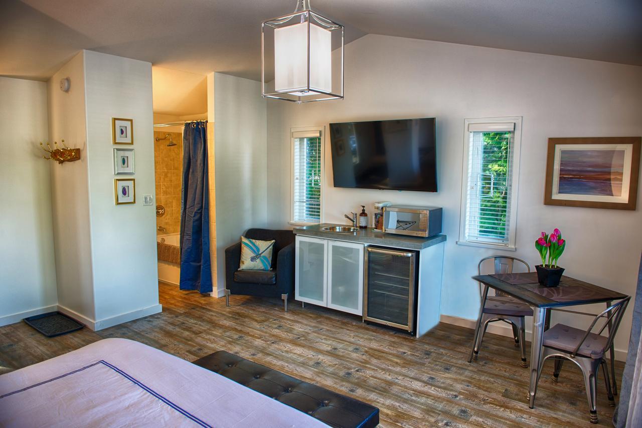 The Francis Boutique Inn Ucluelet Zewnętrze zdjęcie