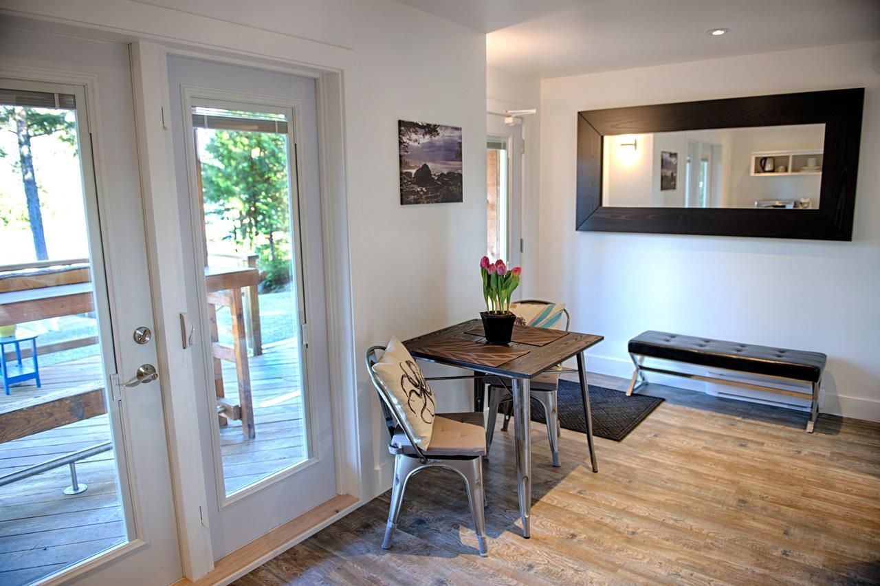 The Francis Boutique Inn Ucluelet Zewnętrze zdjęcie