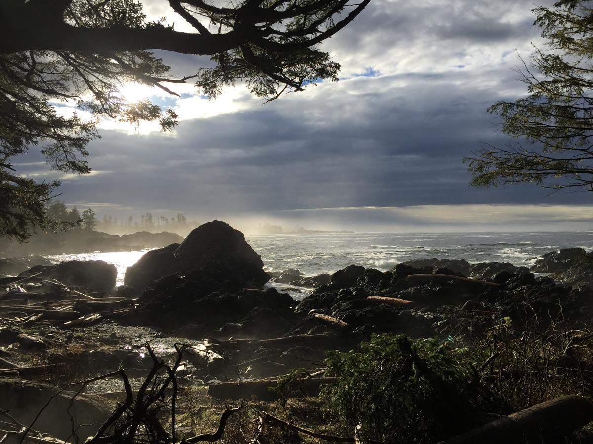 The Francis Boutique Inn Ucluelet Zewnętrze zdjęcie